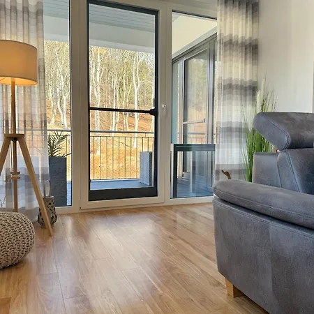 We 14 Baumwipfelnest * Sassnitz