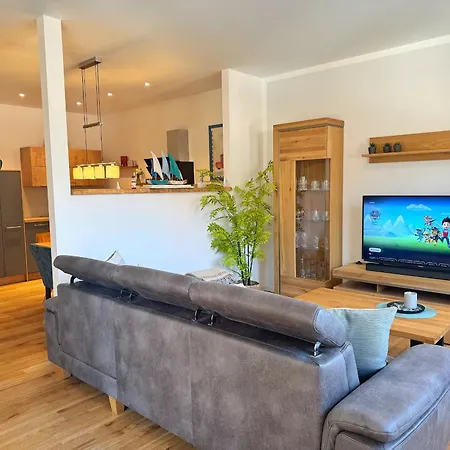 We 14 Baumwipfelnest Apartment